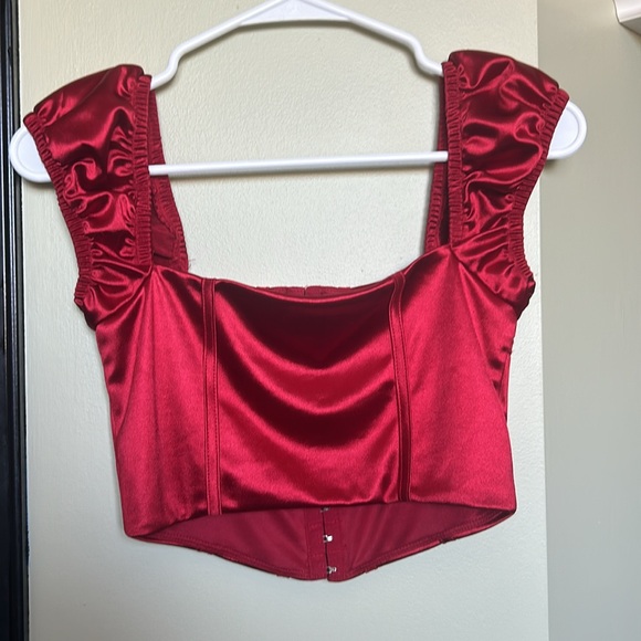 Deep red corset top with princess sleeves - Picture 2 of 3